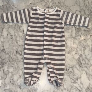Kissy Kissy Velour Cozy Striped Gray & White Footie 0/3M
